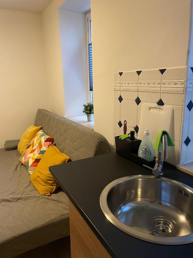Ruhiges Apartment Im Herzen Von Гера Экстерьер фото